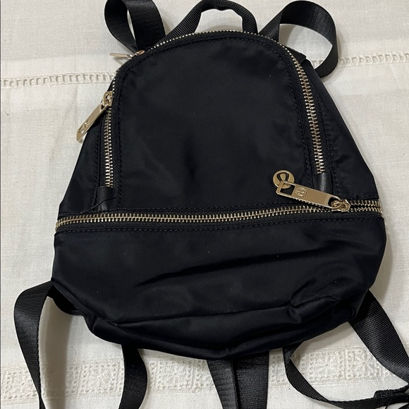 Lululemon City Adventurer Backpack Micro 3L - Picture 8 of 10